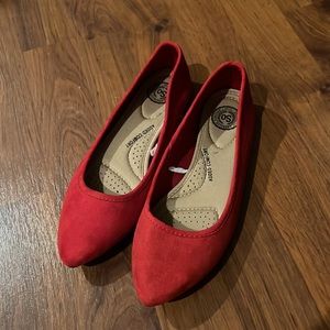 SO Red ballet Flats size 6 gently used